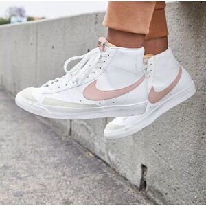 Nike Women's Blazer Mid 77 Shoes White/Pink Size 7.5 CZ1055-118